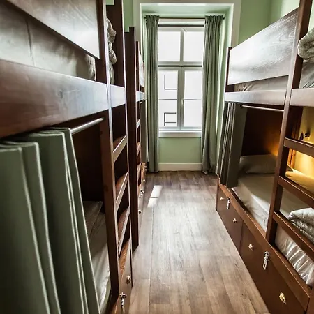 Хостел Home Lisbon Hostel