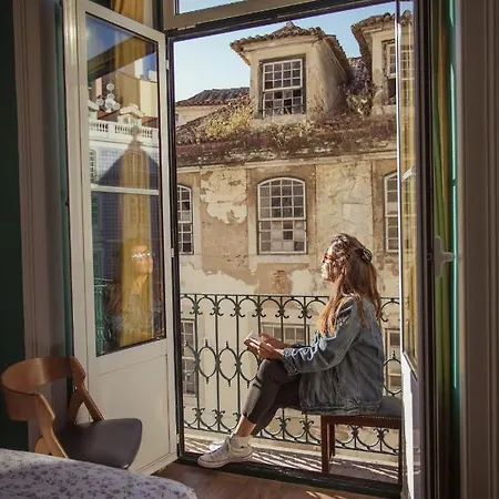 Хостел Home Lisbon Hostel Лиссабон