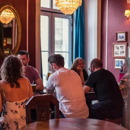 Home Lisbon Hostel Hostel