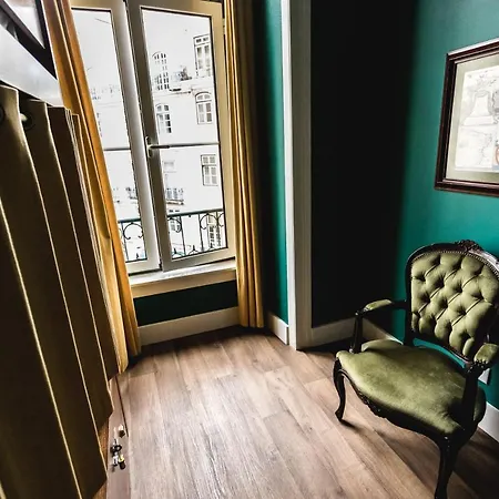 Home Lisbon Hostel *