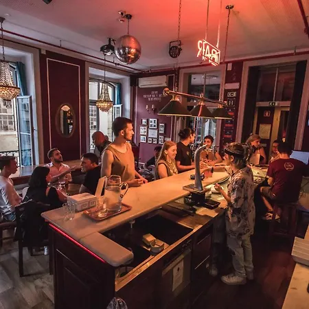 홈 리스본 호스텔 * 리스본