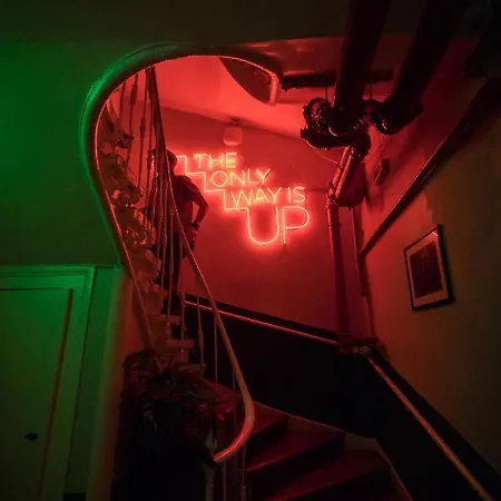 홈 리스본 호스텔