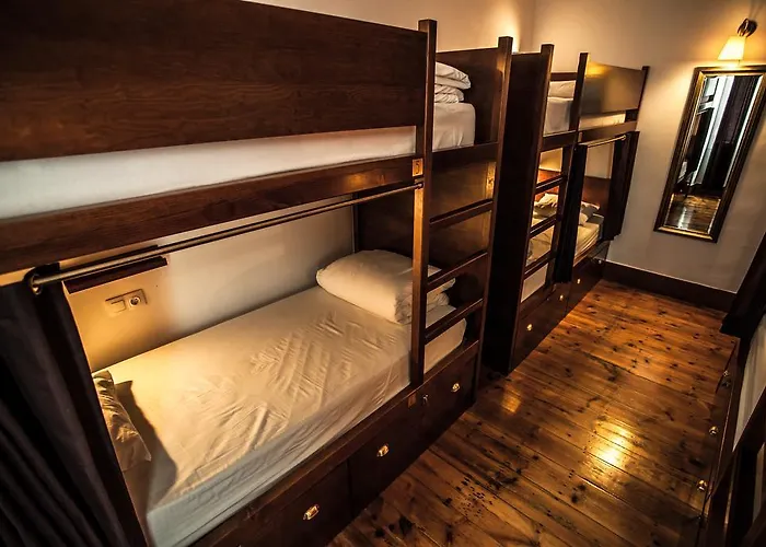 Home Lisbon Hostel Auberge de jeunesse *